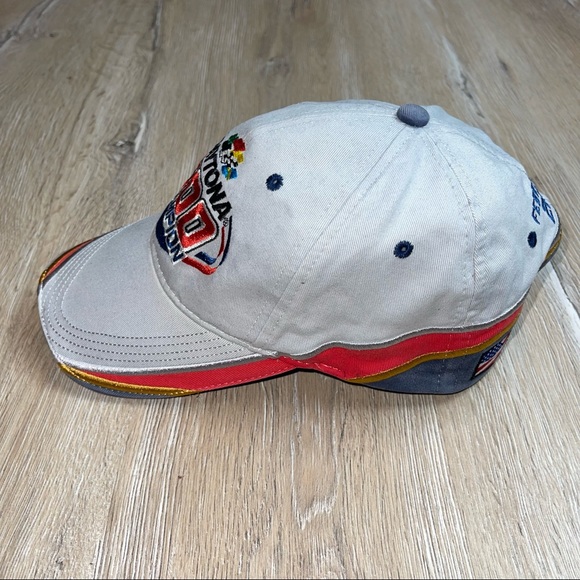 2005 47th Annual Daytona 500 Champion Hat Gatorade Victory Lane Edition. - Picture 3 of 12